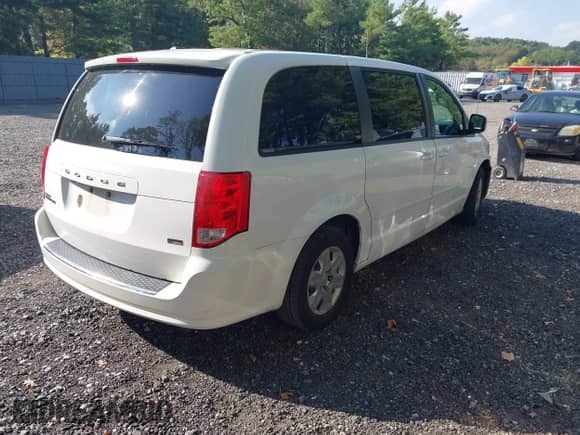2012 Dodge Grand Caravan American Value с VIN 2C4RDGBG5CR203409, выставлен на аукционе IAAI как лот 43214898 с пробегом 215 617 миль миль и . История ставок и продаж доступна на DreamBid. Изображение 4.