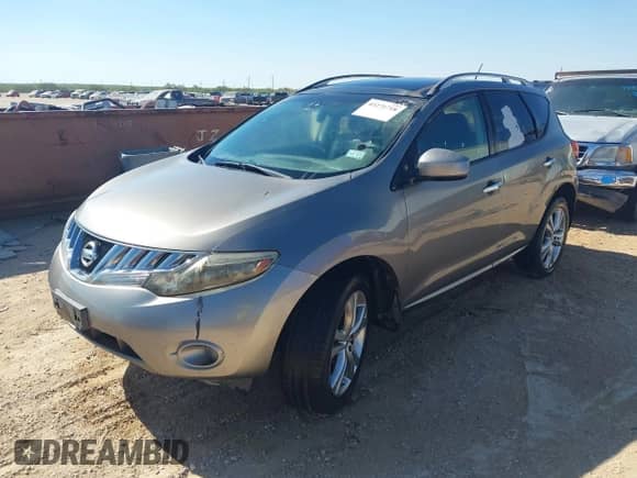 2009 Nissan Murano S с VIN JN8AZ18W59W135773, выставлен на аукционе IAAI как лот 43271718 с пробегом 142 913 миль миль и . История ставок и продаж доступна на DreamBid. Изображение 2.