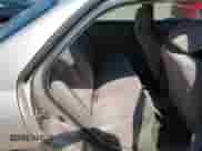 1997 Toyota Camry LE z VIN 4T1BF22K0VU029186, wystawiony jako IAAI lot #42029297 z przebiegiem 153 204 mil mil oraz . Historia ofert i sprzedaży dostępna na DreamBid. Obrazek 8.