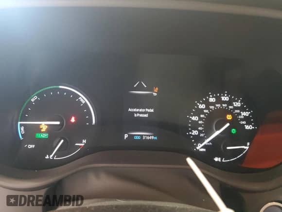 2024 Toyota Sienna LE with VIN 5TDKSKFC6RS135350, listed as a Copart auction lot 54445635 with 31,649 mi miles and Salvage title. Bid and sale history available at DreamBid. Image 9.