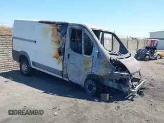 2016 Ram ProMaster Cargo с VIN 3C6TRVAG5GE102169, выставлен на аукционе IAAI как лот 42239253 с пробегом Не указан миль и . История ставок и продаж доступна на DreamBid. Изображение 1.