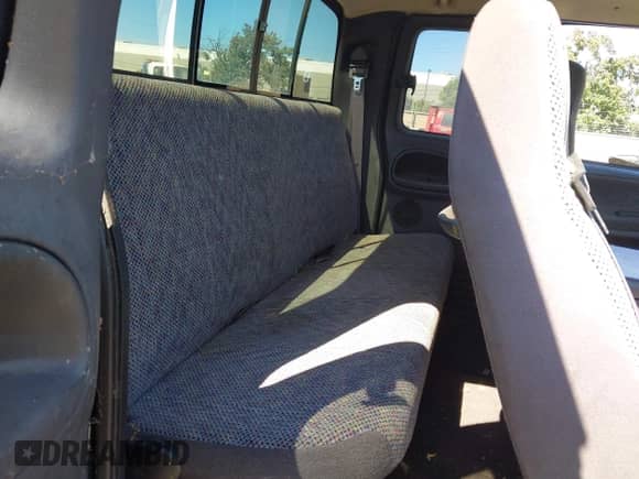 2001 Dodge 2500 with VIN 1B7KF23W31J179200, listed as a IAAI auction lot 42862361 with 237,027 mi miles and . Bid and sale history available at DreamBid. Image 8.