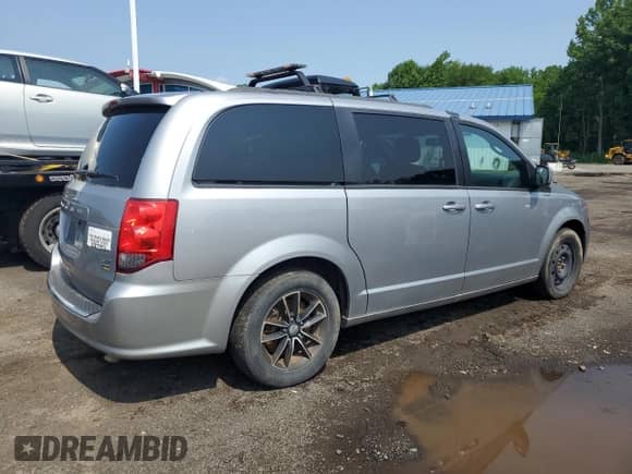 2018 Dodge Grand Caravan GT with VIN 2C4RDGEG1JR240854, listed as a Copart auction lot 60301105 with 184,966 mi miles and Clean title. Bid and sale history available at DreamBid. Image 3.