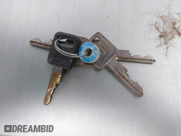 1988 Chevrolet Silverado 2500 с VIN 1GCFC24K4JE123538, выставлен на аукционе IAAI как лот 41741153 с пробегом 253 186 миль миль и . История ставок и продаж доступна на DreamBid. Изображение 11.