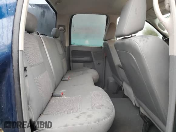 2007 Dodge 1500 ST z VIN 1D7HU18P87J507401, wystawiony jako Copart lot #43823185 z przebiegiem 177 377 mil mil oraz Czysty tytuł • Clean title. Historia ofert i sprzedaży dostępna na DreamBid. Obrazek 10.