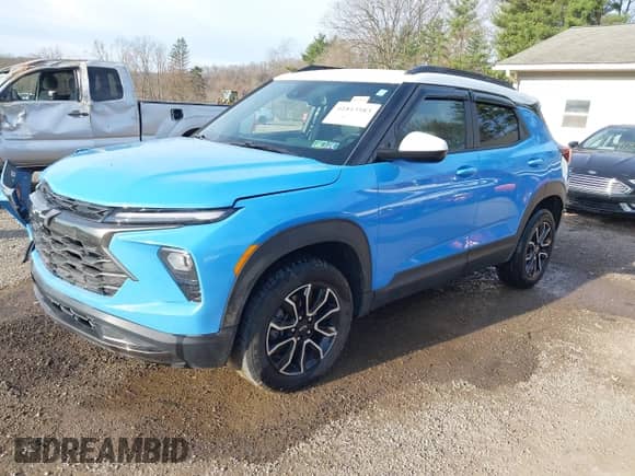 2024 Chevrolet TrailBlazer ACTIV z VIN KL79MSSL4RB076964, wystawiony jako IAAI lot #41813583 z przebiegiem 28 676 mil mil oraz . Historia ofert i sprzedaży dostępna na DreamBid. Obrazek 2.