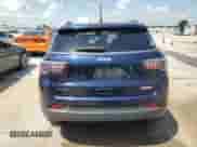 2021 Jeep Compass Latitude z VIN 3C4NJCBB8MT509295, wystawiony jako Copart lot #61802105 z przebiegiem Nie podano mil oraz Szkoda całkowita • Salvage title. Historia ofert i sprzedaży dostępna na DreamBid. Obrazek 6.
