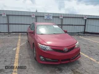 2014 Toyota Camry SE with VIN 4T1BF1FK2EU757824, listed as a IAAI auction lot 43106655 with 171,637 mi miles and . Bid and sale history available at DreamBid. Image 1.