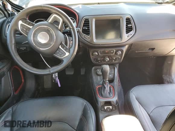 2017 Jeep Compass Trailhawk with VIN 3C4NJDDB3HT656830, listed as a Copart auction lot 86705404 with 50,753 mi miles and Salvage title. Bid and sale history available at DreamBid. Image 8.