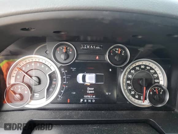 2017 Ram 1500 Big Horn z VIN 1C6RR7LG1HS518009, wystawiony jako Copart lot #81122595 z przebiegiem 133 792 mil mil oraz Szkoda całkowita • Salvage title. Historia ofert i sprzedaży dostępna na DreamBid. Obrazek 9.