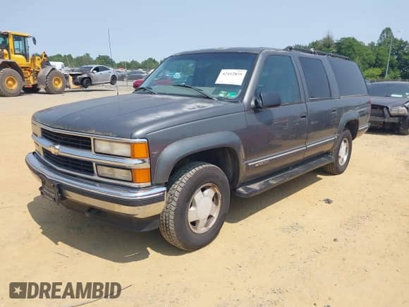 1999 Chevrolet Suburban с VIN 1GFNK16RXXJ446801, выставлен на аукционе IAAI как лот 42412825 с пробегом 210 449 миль миль и . История ставок и продаж доступна на DreamBid. Изображение 2.