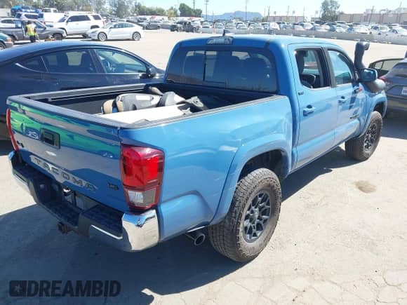 2019 Toyota Tacoma SR с VIN 3TMCZ5AN3KM244008, выставлен на аукционе IAAI как лот 43476118 с пробегом 123 236 миль миль и . История ставок и продаж доступна на DreamBid. Изображение 4.