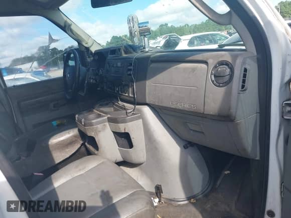 2014 Ford Econoline Cargo Commercial с VIN 1FTNE2EW9EDA38276, выставлен на аукционе IAAI как лот 42887047 с пробегом 246 646 миль миль и . История ставок и продаж доступна на DreamBid. Изображение 5.