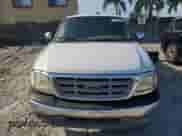 2002 Ford F-150 XLT с VIN 1FTRW07672KC65232, выставлен на аукционе Copart как лот 80583995 с пробегом Не указан миль и Чистый • Clean title. История ставок и продаж доступна на DreamBid. Изображение 5.