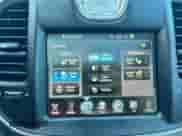 2016 Chrysler 300 C z VIN 2C3CCAKG3GH157116, wystawiony jako Copart lot #85853495 z przebiegiem 145 091 mil mil oraz Czysty tytuł • Clean title. Historia ofert i sprzedaży dostępna na DreamBid. Obrazek 12.