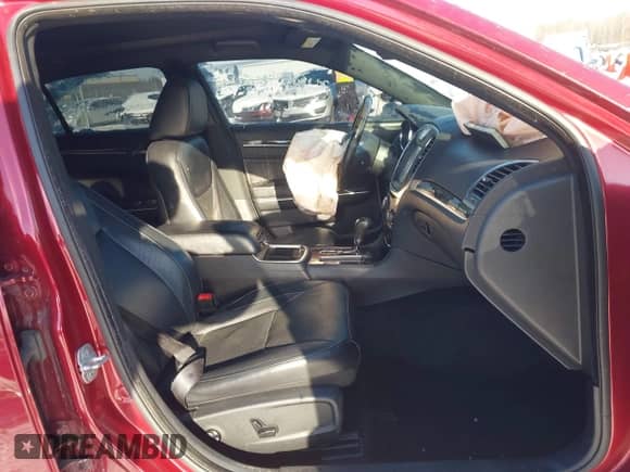 2014 Chrysler 300 C with VIN 2C3CCAET9EH104233, listed as a IAAI auction lot 41581466 with 127,772 mi miles and . Bid and sale history available at DreamBid. Image 5.