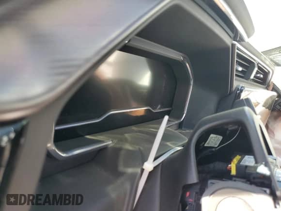 2024 GMC Sierra 1500 Denali Ultimate with VIN 1GTUUHE85RZ358402, listed as a Copart auction lot 81986734 with Not provided miles and Salvage title. Bid and sale history available at DreamBid. Image 9.