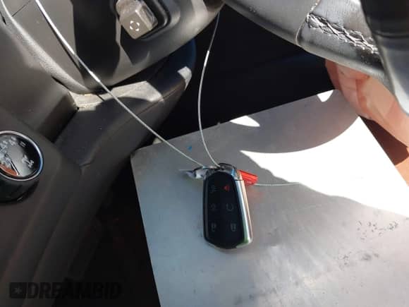 2018 Cadillac Escalade ESV Premium Luxury с VIN 1GYS4JKJ0JR318801, выставлен на аукционе IAAI как лот 43474638 с пробегом 72 615 миль миль и . История ставок и продаж доступна на DreamBid. Изображение 11.