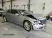 2013 Chrysler 300 с VIN 2C3CCARG8DH581148, выставлен на аукционе Copart как лот 82498155 с пробегом 84 518 миль миль и Чистый • Clean title. История ставок и продаж доступна на DreamBid. Изображение 4.