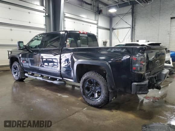 2015 Chevrolet Silverado 1500 LTZ z VIN 3GCUKSEC4FG408239, wystawiony jako Copart lot #81614235 z przebiegiem 174 511 mil mil oraz Szkoda całkowita • Salvage title. Historia ofert i sprzedaży dostępna na DreamBid. Obrazek 2.
