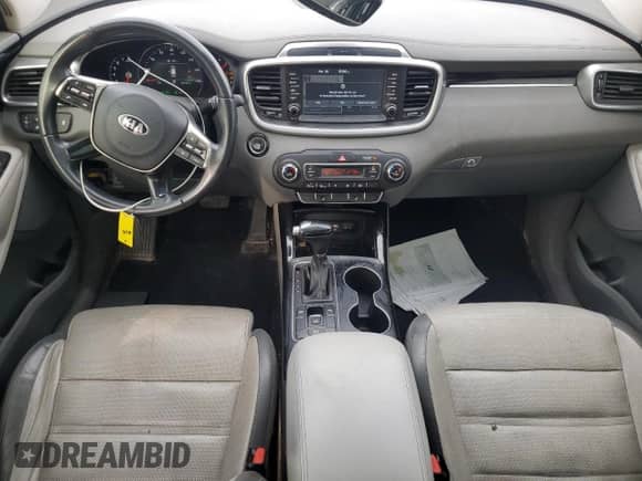 2019 Kia Sorento SX с VIN 5XYPK4A59KG451659, выставлен на аукционе Copart как лот 53518555 с пробегом 107 491 миль миль и Чистый • Clean title. История ставок и продаж доступна на DreamBid. Изображение 8.