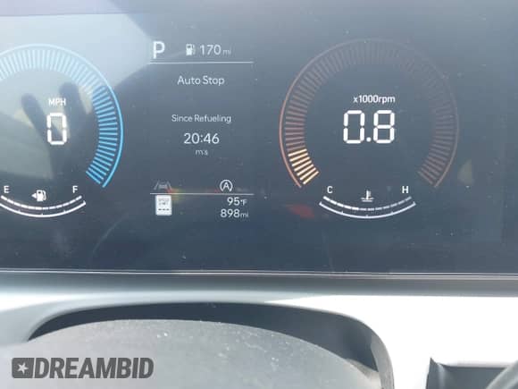 2026 Hyundai Tucson SEL with VIN 5NMJB3DE3TH615345, listed as a IAAI auction lot 43372108 with 898 mi miles and . Bid and sale history available at DreamBid. Image 16.