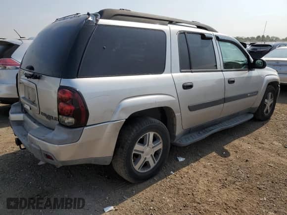 2004 Chevrolet TrailBlazer EXT LS с VIN 1GNES16S846174729, выставлен на аукционе Copart как лот 61011915 с пробегом Не указан миль и Списание • Salvage title. История ставок и продаж доступна на DreamBid. Изображение 3.