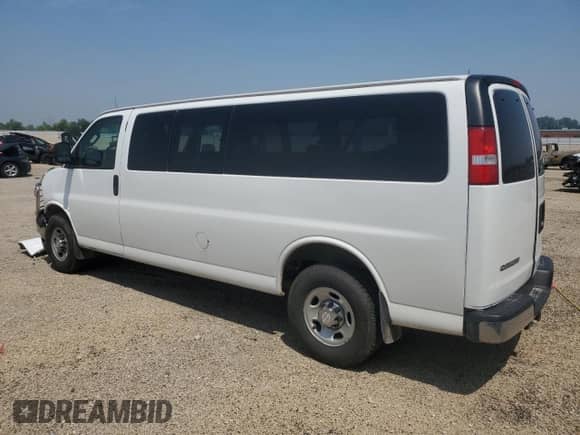 2017 Chevrolet Express Passenger LT с VIN 1GAZGPFF5H1125355, выставлен на аукционе Copart как лот 59614135 с пробегом 157 226 миль миль и Списание • Salvage title. История ставок и продаж доступна на DreamBid. Изображение 2.