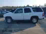 2004 Chevrolet Tahoe Z71 z VIN 1GNEK13Z54R242162, wystawiony jako IAAI lot #41457893 z przebiegiem 397 233 mil mil oraz . Historia ofert i sprzedaży dostępna na DreamBid. Obrazek 14.