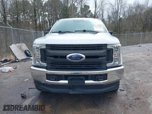 2018 Ford F-250 XL с VIN 1FT7W2B63JEB70397, выставлен на аукционе IAAI как лот 41637099 с пробегом 163 126 миль миль и . История ставок и продаж доступна на DreamBid. Изображение 12.