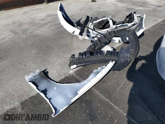 2019 Dodge Charger R/T z VIN 2C3CDXCT4KH554399, wystawiony jako Copart lot #83860635 z przebiegiem 86 490 mil mil oraz Szkoda całkowita • Salvage title. Historia ofert i sprzedaży dostępna na DreamBid. Obrazek 12.