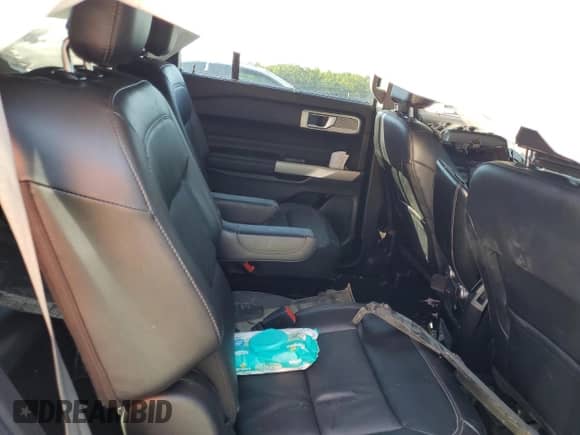 2021 Ford Explorer Limited z VIN 1FMSK8FH3MGA02039, wystawiony jako Copart lot #83982355 z przebiegiem Nie podano mil oraz Szkoda całkowita • Salvage title. Historia ofert i sprzedaży dostępna na DreamBid. Obrazek 11.