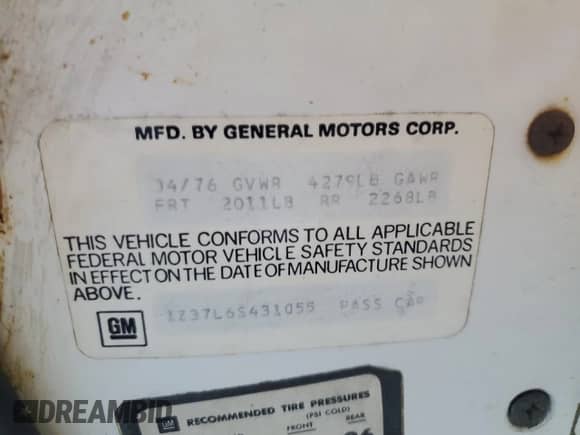 1976 Chevrolet Corvette z VIN 1Z37L6S431055, wystawiony jako Copart lot #87261155 z przebiegiem 19 491 mil mil oraz Czysty tytuł • Clean title. Historia ofert i sprzedaży dostępna na DreamBid. Obrazek 12.