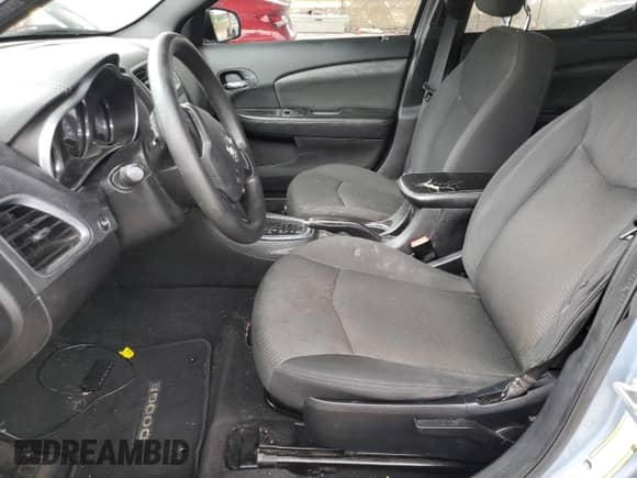 2013 Dodge Avenger SE с VIN 1C3CDZAB6DN652074, выставлен на аукционе Copart как лот 61189114 с пробегом 169 536 миль миль и Списание • Salvage title. История ставок и продаж доступна на DreamBid. Изображение 7.