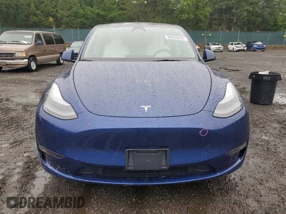 2024 Tesla Model Y Long Range with VIN 7SAYGDEE4RF986774, listed as a Copart auction lot 89833295 with 3,503 mi miles and Salvage title. Bid and sale history available at DreamBid. Image 5.