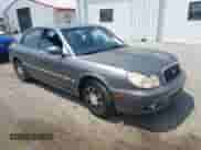 2004 Hyundai Sonata z VIN KMHWF25SX4A033243, wystawiony jako IAAI lot #42610903 z przebiegiem 162 967 mil mil oraz . Historia ofert i sprzedaży dostępna na DreamBid. Obrazek 1.