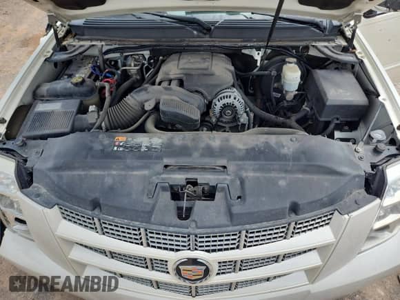 2014 Cadillac Escalade Premium с VIN 1GYS3CEF6ER181603, выставлен на аукционе Copart как лот 63493295 с пробегом 91 121 миль миль и Списание • Salvage title. История ставок и продаж доступна на DreamBid. Изображение 12.