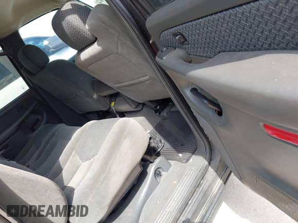 2004 Chevrolet Avalanche с VIN 3GNEC12T14G247224, выставлен на аукционе IAAI как лот 42626754 с пробегом Не указан миль и . История ставок и продаж доступна на DreamBid. Изображение 8.