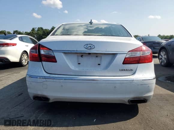2013 Hyundai Genesis 3.8L с VIN KMHGC4DD5DU257630, выставлен на аукционе Copart как лот 65770715 с пробегом 104 935 миль миль и Списание • Salvage title. История ставок и продаж доступна на DreamBid. Изображение 6.