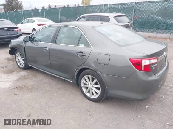 2012 Toyota Camry XLE with VIN 4T1BD1FK2CU016995, listed as a IAAI auction lot 43390763 with 208,834 mi miles and . Bid and sale history available at DreamBid. Image 3.