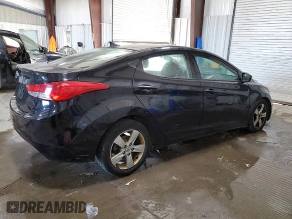 2013 Hyundai Elantra GLS с VIN 5NPDH4AE7DH306200, выставлен на аукционе Copart как лот 82577205 с пробегом 274 651 миль миль и Чистый • Clean title. История ставок и продаж доступна на DreamBid. Изображение 3.