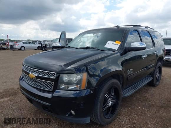 2012 Chevrolet Tahoe LS с VIN 1GNSCAE01CR184953, выставлен на аукционе IAAI как лот 43190208 с пробегом 153 913 миль миль и . История ставок и продаж доступна на DreamBid. Изображение 17.