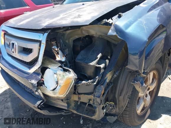 2011 Honda Pilot EX with VIN 5FNYF3H48BB047730, listed as a IAAI auction lot 43017334 with 175,000 mi miles and . Bid and sale history available at DreamBid. Image 6.