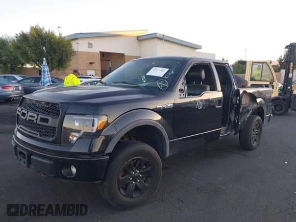 2012 Ford F-150 XLT с VIN 1FTFX1EF6CFC54712, выставлен на аукционе IAAI как лот 43537063 с пробегом 175 605 миль миль и . История ставок и продаж доступна на DreamBid. Изображение 20.