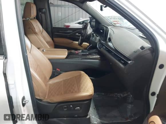 2022 Cadillac Escalade Premium Luxury с VIN 1GYS4CKL1NR121445, выставлен на аукционе IAAI как лот 42967750 с пробегом 60 717 миль миль и . История ставок и продаж доступна на DreamBid. Изображение 5.