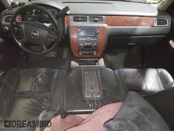 ✅ 2007 Chevrolet Suburban LTZ • VIN: 1GNFK16317J329927 • Lot: 92053575. Listed on Copart with Not provided. Free auction sales archive from the USA and detailed vehicle history report at DreamBid. Image 8.