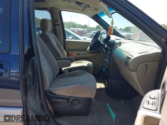 ✅ 2004 Pontiac Montana w/1SE Pkg • VIN: 1GMDX13E84D139894 • Лот: 43084803. Опубликован ранее на IAAI с пробегом 222 406 миль. Бесплатный доступ к архиву аукционных продаж из США и подробный отчёт об истории автомобиля на DreamBid. Изображение 5.