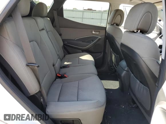 ✅ 2018 Hyundai Santa Fe 2.4L • VIN: 5XYZUDLB5JG547566 • Лот: 68844614. Опубликован ранее на Copart с пробегом 29 311 миль. Бесплатный доступ к архиву аукционных продаж из США и подробный отчёт об истории автомобиля на DreamBid. Изображение 12.