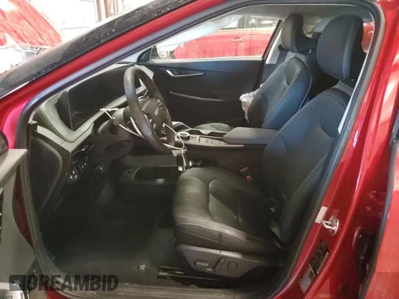 ✅ 2024 Kia EV6 Light Long Range • VIN: KNDC3DLCXR5168374 • Lot: 88221655. Wystawiony na Copart z przebiegiem 3 813 mil. Bezpłatny archiwum sprzedaży aukcyjnych z USA i szczegółowy raport historii pojazdu na DreamBid. Zdjęcie 7.