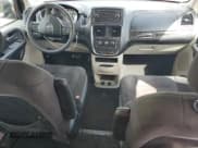 ✅ 2014 Dodge Grand Caravan SE • VIN: 2C4RDGBG2ER362939 • Lot: 81885585. Listed on Copart with 155,871 mi. Free auction sales archive from the USA and detailed vehicle history report at DreamBid. Image 8.